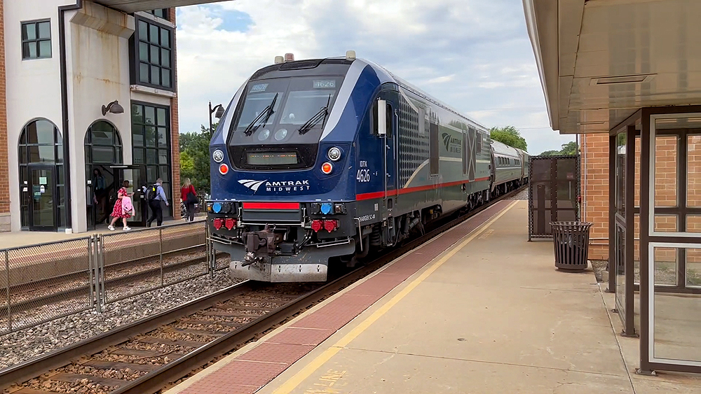 Amtrak Milwaukee to Chicago,
Amtrak Chicago to Milwaukee